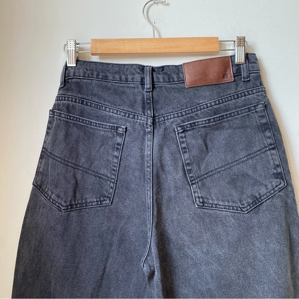 RV Reclaimed vintage high rise straight leg Women's Black Jeans 28 - Picture 9 of 11
